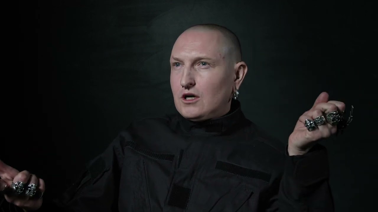 Kārļa Padega grafika “Sarkanie smiekli” Latvijas kultūras kanonā. Stāsta Kristians Brekte