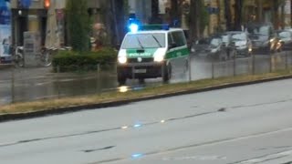 Älterer HGrKw Polizei München mit Hornwechsel