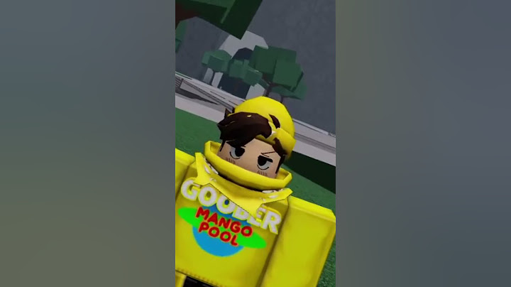MY SISTER DID A FACE REVEAL 😭 #roblox #shorts