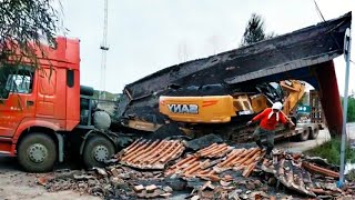 Bad Day! Dangerous Excavator & Truck Operator Fails 2024 | Fastest Truck & Car Idiots Driving Skills