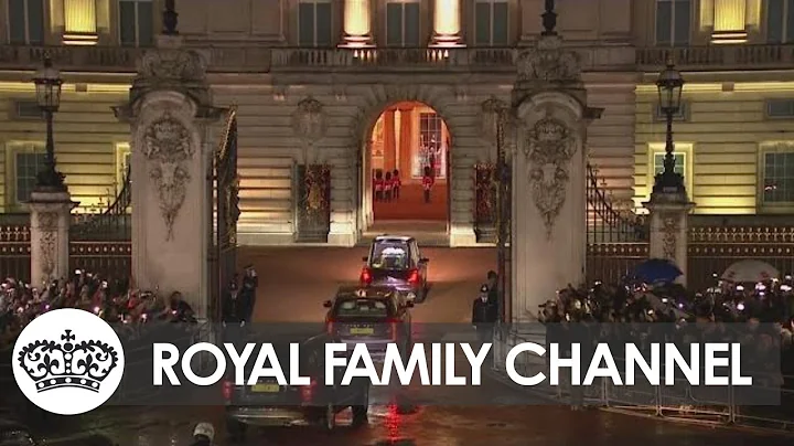 Queen's Coffin Passes Through Gates of Buckingham ...