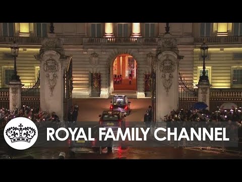 Queen's Coffin Passes Through Gates of Buckingham Palace