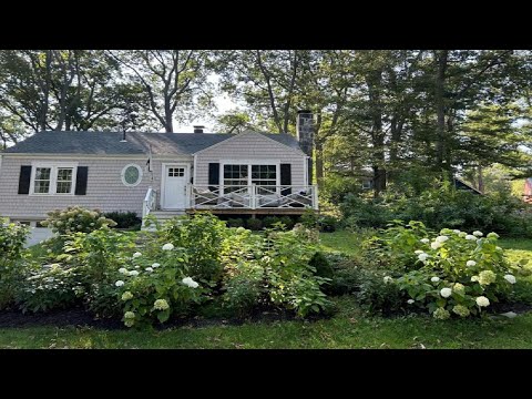 60 Oakhurst Road, Cape Elizabeth, ME home video tour