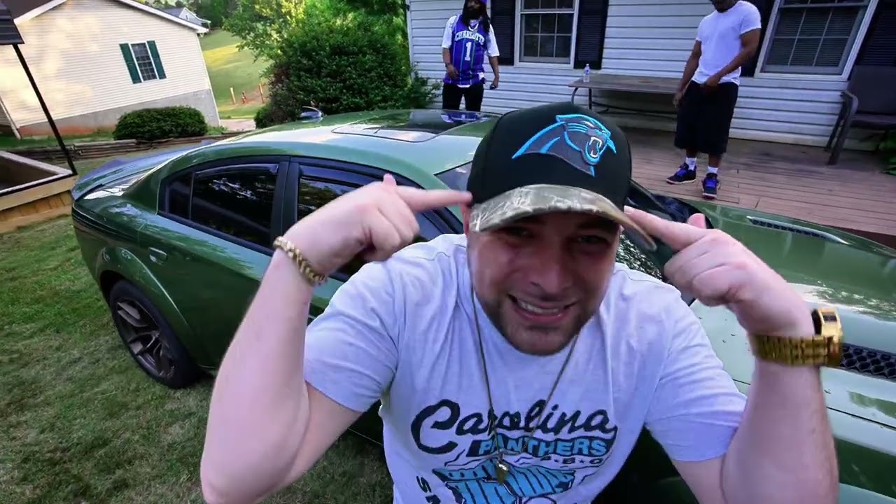 Watch Benny Holiday & Snowgoons - Underworld ft J Daw VIDEO on YouTube Watch Benny Holiday & Snowgoons - Underworld ft J Daw VIDEO on YouTube