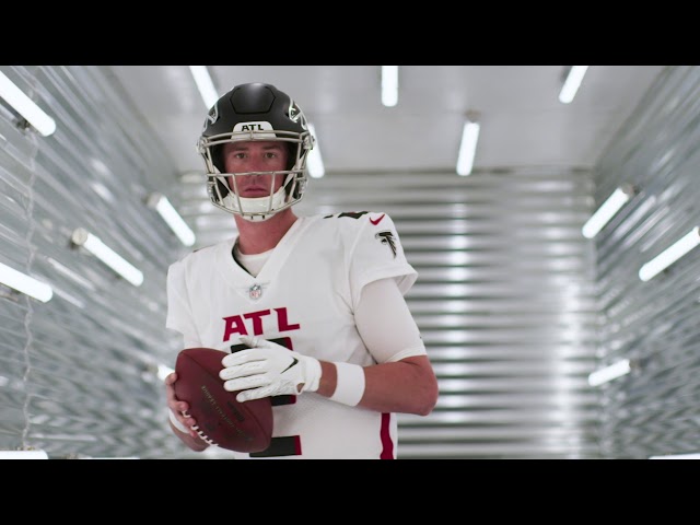 Atlanta Falcons go back to black, unveil new uniforms