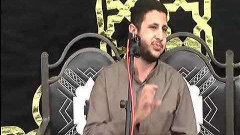 القارئ الذي اعتلي منصه التلاوه لاول مره في حياته