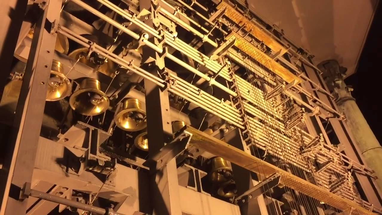 Bournville Carillon - Super Trouper