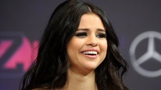 Selena Gomez Rocks Bikini As Justin Bieber Packs On Pda With Hailey Baldwin