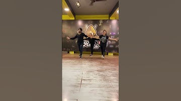 Thumbnail of Oh Senyorita | Tamil Songs | Surya | jyothika | Yuvan Shankar Raja | The Mask Crew | Dance | Trend