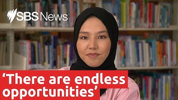 Meet the Afghan refugee taking on the HSC in her third language | SBS News
