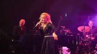 Adele Tribute - A dedication to Adele: To Be Loved