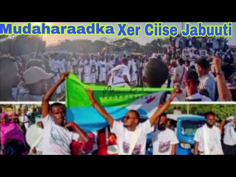 Waa Codka Kaliya Een Ku Raxaysano Markan Maqalno Buuga Xeer Ciise Dhan Ayaa Ka Mudaharaad Yaab