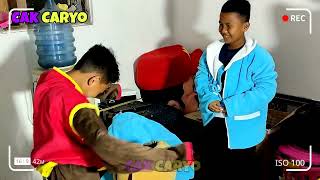 Cosplay Dibalik Layar Memakai Kostum Badut Lucu, Badut Ipin Badut Mampang