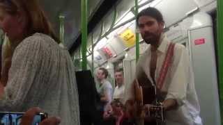 U2, I Still Haven't Found What I'm Looking For - Busking in the streets of London, UK chords