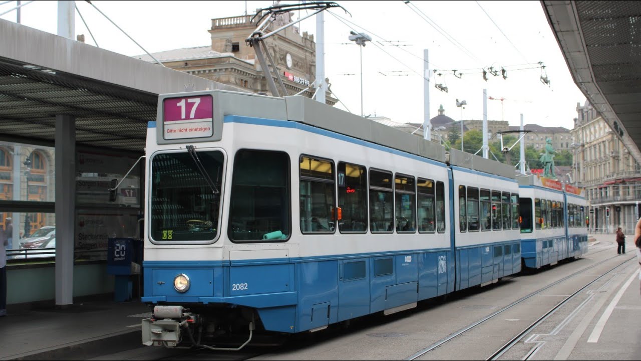 Strassenbahn Zürich Tram 2000 auf der umgeleiteten Linie 17 Richtung Milchbuck 