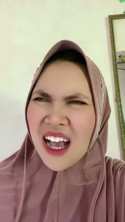 THERE'S A STRANGE PERSON WHO VISITED BUTET'S HOUSE #comedy #funnyvideo #funny #funny #putrisekark...