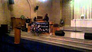 Bishop James R. Wright, Sr. singing "Glory To His Name"