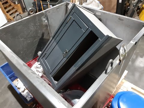 PYTHON 1300 zerreisst