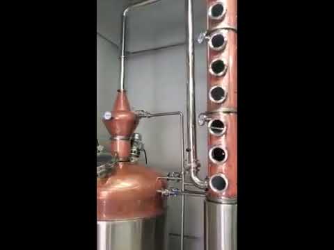 Continuous distillation column