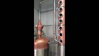 Continuous distillation column