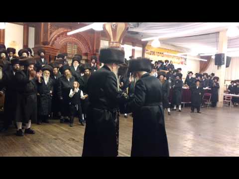 Tosher Rebbe Lizensker Rebbe Dancing Together