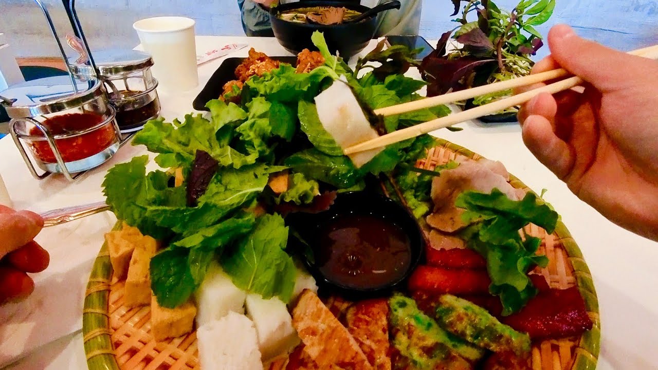 Umami-rich Bún Đậu Mắm Tôm! POV Eating at Soufend Cafe