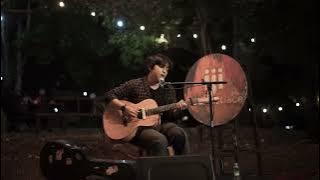 “Dialog Hujan” Rufi live at IJI Sociopetal Space, Bandung.