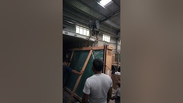 unloading from container 4mm  8*6 glass box