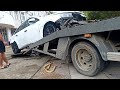 Разбитые автомобили из-за наводнения в Сочи 2022