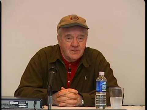 Richard Herd Photo 11