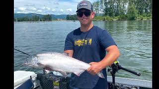Chinook Salmon Fishing with Josiah Darr Guided Service at Lower Columbia River.