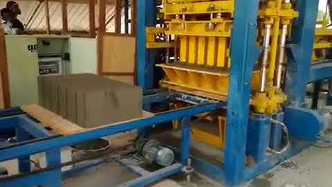 QT3-15 concrete block making simple production line