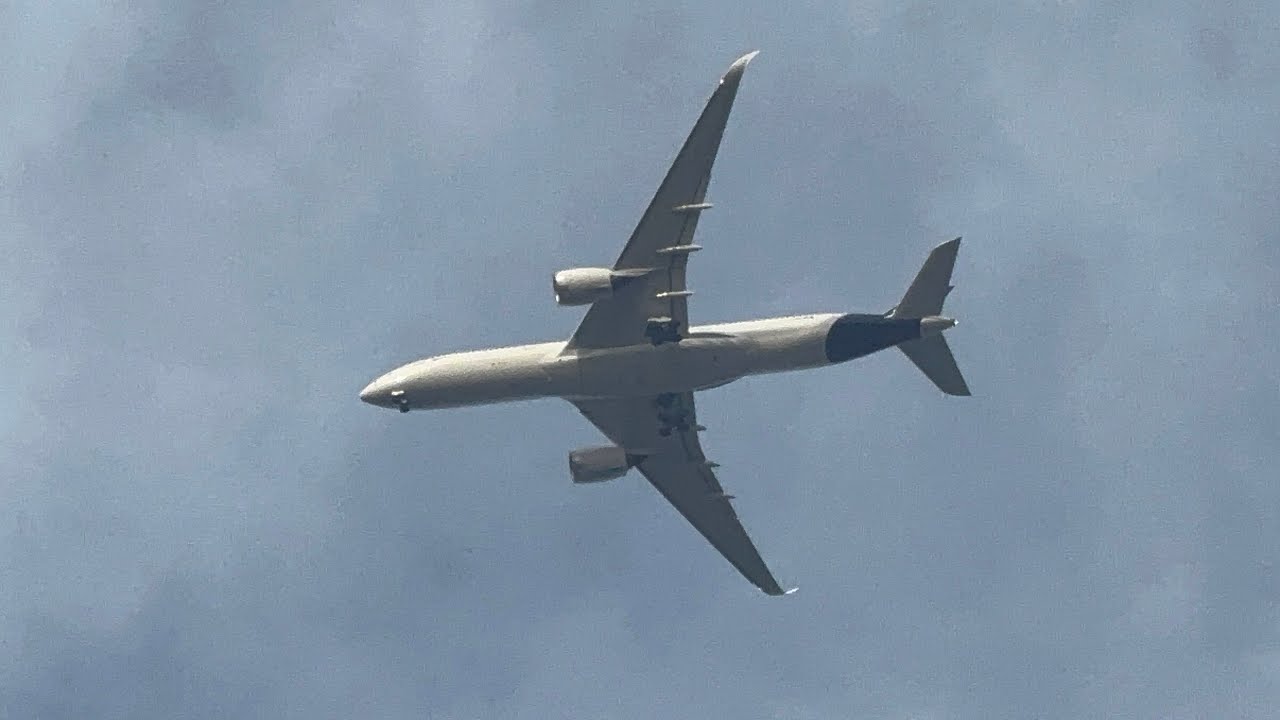Lufthansa Airbus A350-941 (LH410, D-AIXZ) landing to JFK Airport from MUC