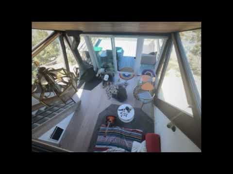 YouTubeでCjayQ - As The Crow Fliesを視聴