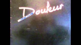 Video thumbnail of "Douleur - N'en Bobe"