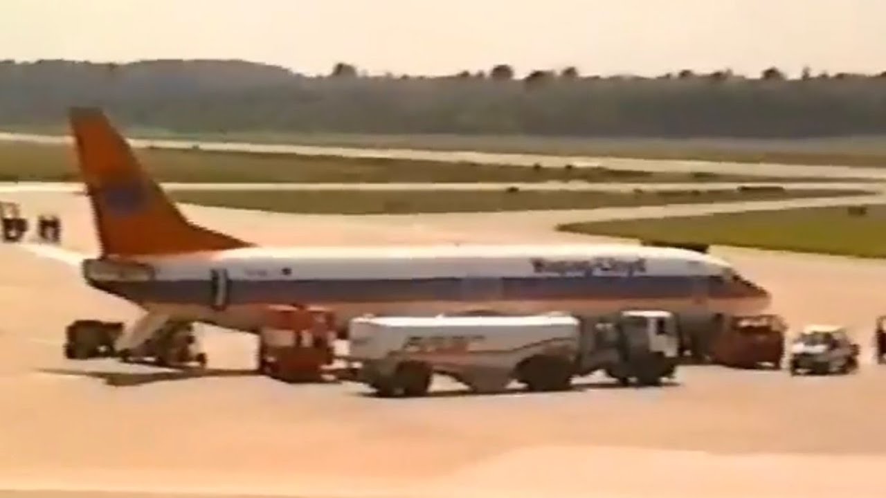 ✈ 1995 Hamburg Airport Planespotting | Apron | Part 1