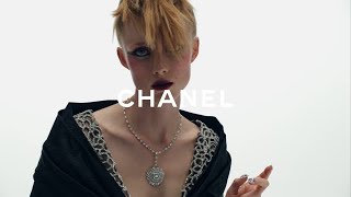 Sophisticated Details - Fall-Winter 2020\/21 Haute Couture Collection — CHANEL Haute Couture