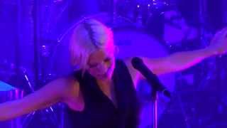 Petra Marklund på invigningen av Swedbanks nya HK i Sundbyberg 20140604