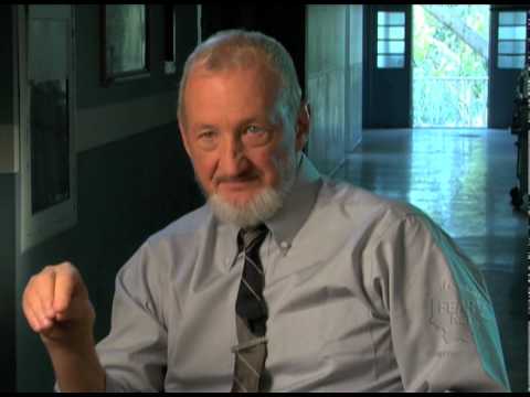 Robert Englund Photo 14