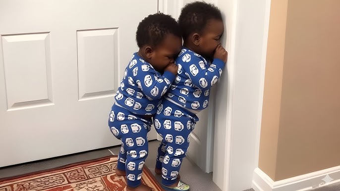 Mom Saw Her Baby Twins Blocking The Door So She Decided To Open It What She  Saw Left Her In Shock - YouTube