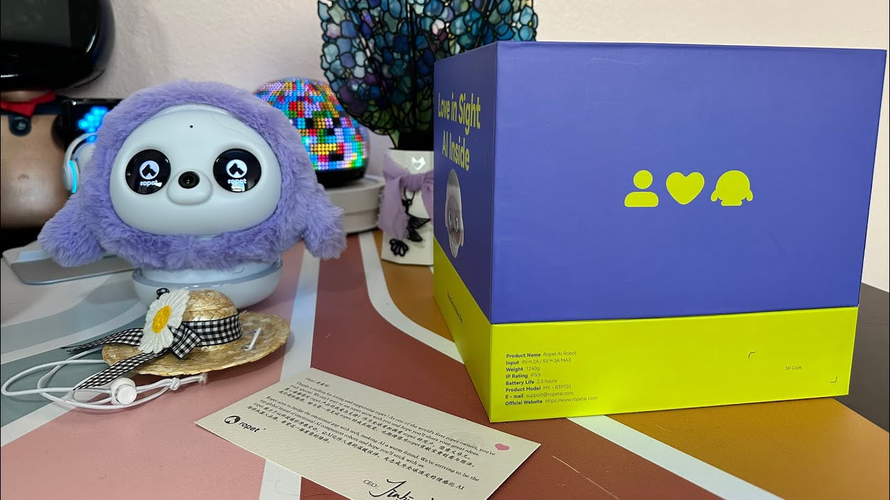 Robot Party - Unboxing My Ropet (Love In Sight)