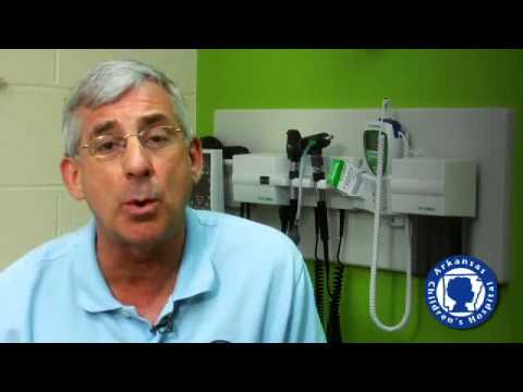 Video: Apakah Strep Throat Menular? Perawatan, 7 Tips Pencegahan & Lainnya