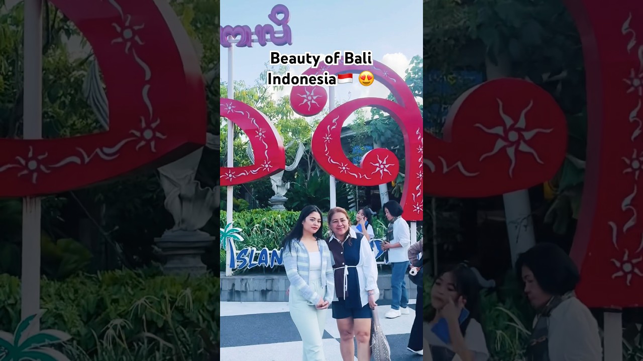 Lost in Paradise: Solo Journey Through the Breathtaking Beauty of Bali 🌴✨