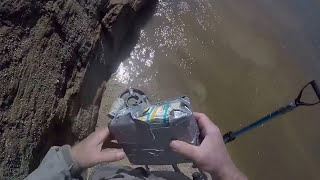 Man Finds $$$110,000.00 Cash ! Angel Beach Treasure Hunt ! Lost Drug Money !شاب عثر على كنز