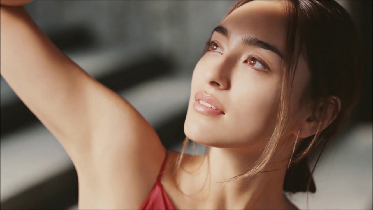 長谷川潤 が素敵 マキアージュ のｃｍ Hasegawa Jun It S Nice Commercial Of Maquillage Youtube