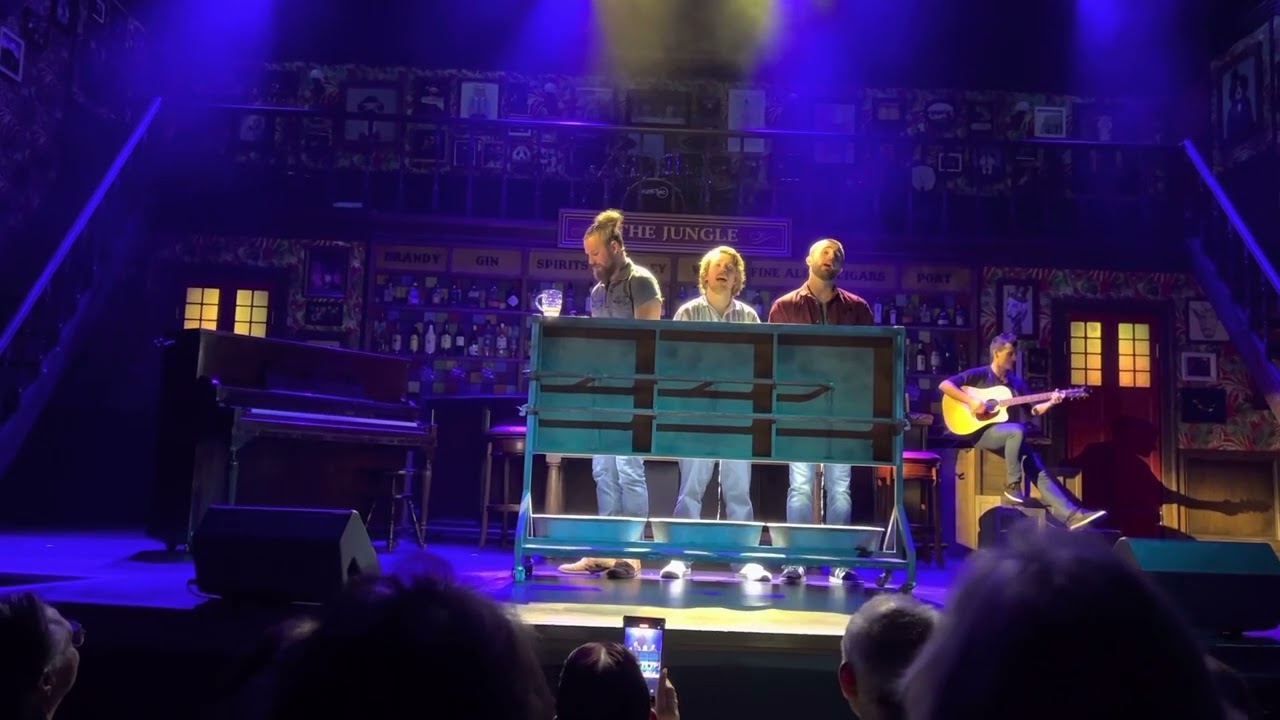 Choir of Man - Under the Bridge (pee scene)- NCL Escape - January 26, 2023 