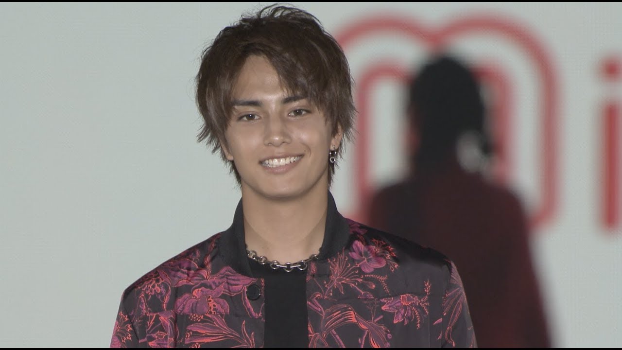 バンダリ亜砂也ら出演 Girlsaward 18 A W ライブ配信 Winner Stage Youtube