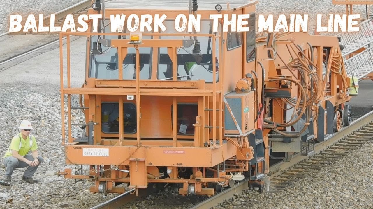Ballast work on the Mainline Maintenance of way Surfacing and tamping, Light power