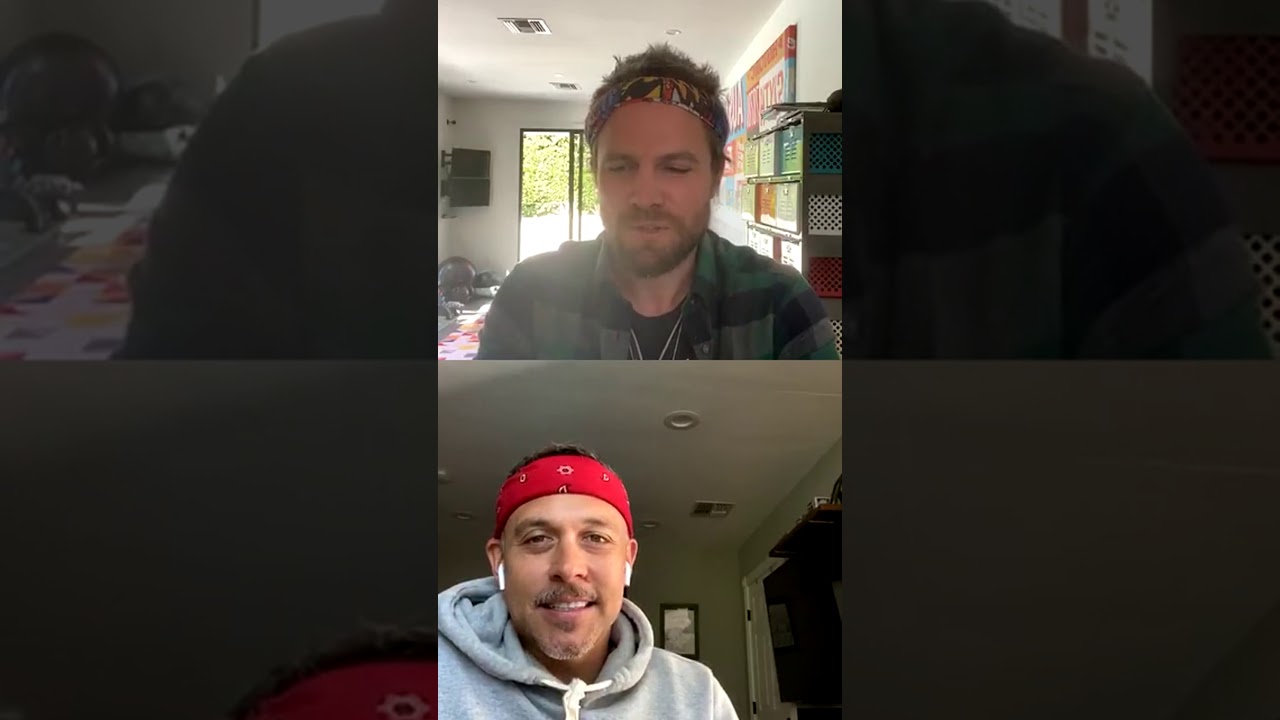 Stephen Amell Live Stream, April 2, 2020
