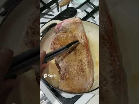Video: Etek Biftek Nasıl Pişirilir: 9 Adım (Resimlerle)